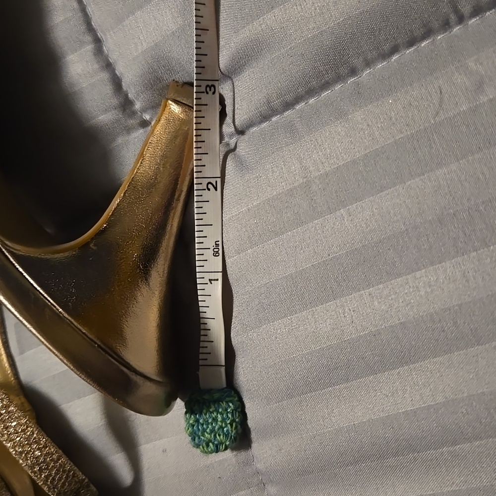 Karen Scott Glittering Gold Slingback Heels - Picture 4 of 4